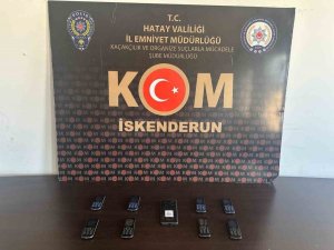İSKENDERUN’DA İŞ YERİNDE KAÇAK CEP TELEFONU ELE GEÇİRİLDİ