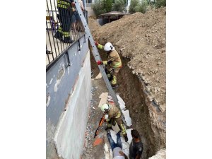 İSKENDERUN’DA BİNA BOŞLUĞUNA DÜŞEN ŞAHIS YARALANDI