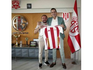 ALİ ATASEVER, ANTALYASPOR BAŞKANI RIZA PERÇİN’İ ZİYARET ETTİ