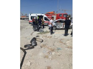 ANTAKYA’DA TRAFİK KAZASI : 2 YARALI