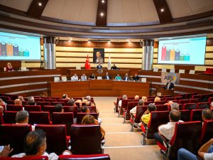 Öztürk'ten yönetime eleştiri