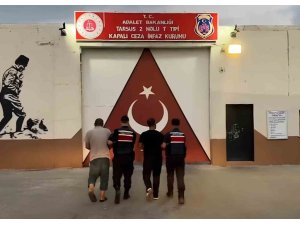 MERSİN’DE 2 TON BAKIR KABLO ÇALAN HIRSIZLAR YAKALANIP TUTUKLANDI
