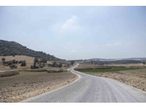 BÜYÜKŞEHİR, TARSUS’TA 5 MAHALLEYİ BAĞLAYAN GRUP YOLUNDAKİ ÇALIŞMASINI TAMAMLADI