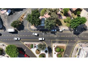 MERSİN’DE SİLİFKE CADDESİ MODERN GÖRÜNÜME KAVUŞTU