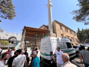 BIÇAKLI SALDIRIDA HAYATINI KAYBEDEN GENÇ ADAM SON YOLCULUĞUNA UĞURLANDI
