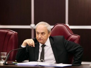 Kepez Meclisi’nden vefa örneği: Gazetecilerin isimleri parklarda yaşayacak