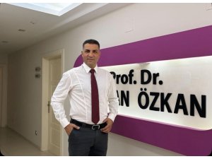 DİŞ HEKİMİ PROF. DR. ÖZKAN: "GLP-1 TÜREVLİ OBEZİTE İLAÇLARI AĞIZ KURULUĞU VE DİŞ KAYBINI ARTIRIYOR"