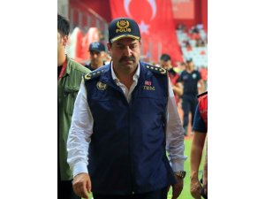 GÖREVDEN UZAKLAŞTIRILAN ANTALYA EMNİYET MÜDÜRÜ İLKER ARSLAN TESLİM OLDU