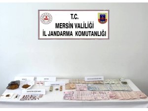 MERSİN’DE UYUŞTURUCU OPERASYONU 4 ŞÜPHELİ YAKALANDI