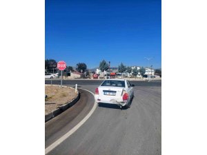 ŞARKİKARAAĞAÇ’TA İKİ OTOMOBİL ÇARPIŞTI: 3 YAŞINDAKİ ÇOCUK YARALANDI