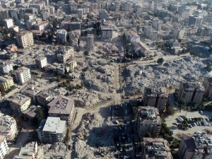 125 YILDA BÜYÜKLÜĞÜ 6 VE ÜZERİ 111 DEPREM