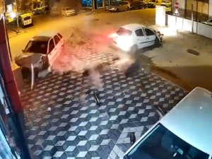 İŞYERİNE 2 YILDA 9 ARAÇ ÇARPTI