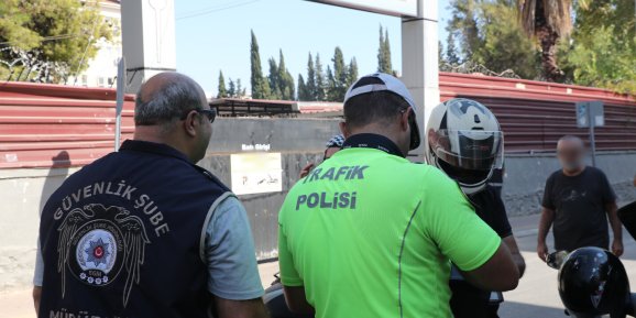 OKUL ÇEVRESİ VE SERVİS ARAÇLARI DENETLENDİ