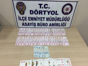 DÖRTYOL’DA KUMAR OYNAYAN 13 ŞAHSA 120 BİN 211 TL PARA CEZASI UYGULANDI