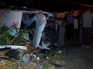 MERSİN’DE ZİNCİRLEME KAZA: 1 ÖLÜ 8 YARALI