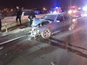 SAMANDAĞ’DA TRAFİK KAZASI: 2 YARALI