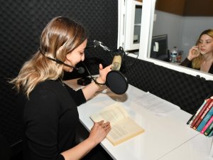 KİTAPLAR KONUŞUYOR, GÖNÜLLER BULUŞUYOR