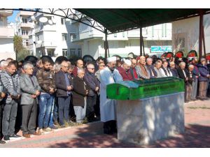 Arnavutluk kralının kuzeni Manavgat'ta defnedildi