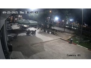 ANTALYA’YA GÖKTEN BUZ KÜTLESİ DÜŞTÜ