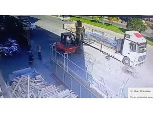 BİSİKLETİYLE FORKLİFTE ÇARPAN ÇOCUK HASTANEYE KALDIRILDI