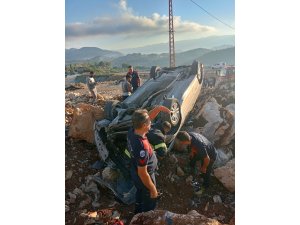 TAKLA ATAN ARACIN SÜRÜCÜSÜ YARALANDI