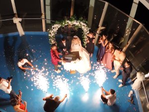 114 METRELİK EXPO KULESİNDE İLK NİKAH