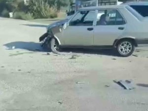 TOFAŞ’LA ÇARPIŞARAK TARLAYA UÇAN MOTOSİKLETİN 18 YAŞINDAKİ SÜRÜCÜSÜ ÖLDÜ