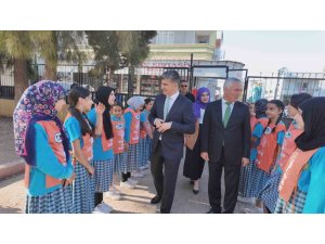 BAŞKAN VEKİLİ ŞENER’DEN ÖĞRENCİLERE KİTAP MÜJDESİ