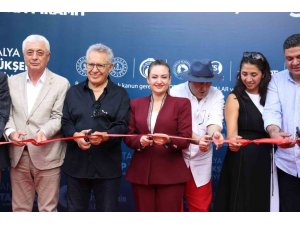 15. ANTALYA KİTAP FUARI KAPILARINI AÇTI