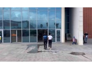 HATAY’DA HAPİS CEZASIYLA ARANAN 2 ŞAHIS YAKALANDI
