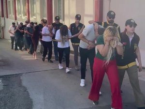 ADANA’DA FUHUŞ ŞEBEKESİNE OPERASYON: 14 TUTUKLAMA