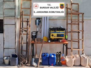 BURDUR’DA KAÇAKÇILIK OPERASYONU: 12 GÖZALTI
