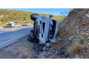 MERSİN’DE YİNE MİNİBÜS KAZASI: 1’İ AĞIR 6 YARALI