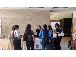 TERÖR POLİSİ ÜNİVERSİTE ÖĞRENCİLERİNE TERÖR TUZAĞINI ANLATTI