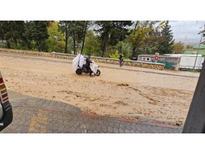 KAHRAMANMARAŞ’TA SAĞANAK ETKİLİ OLDU, SU TAŞKINLARI YAŞANDI