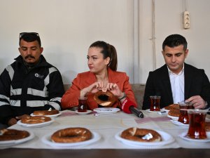 ÖZDEMİR'DEN FEN İŞLERİ PERSONELİNE ZİYARET