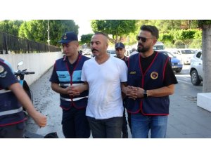 ÇÖP KAMYONUNDA MESAİ ARKADAŞINI ÖLDÜREN CİNAYET ZANLISI: "ÇOK HIZLI SÜRÜYORDU, KONUŞMALARINA DİKKAT ETMİYORDU"