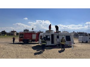 ARSUZ’DA KARAVAN YANGINI