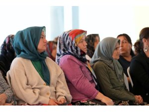 KONYAALTI’NDA ÇİFTÇİ KADINLAR BULUŞTU