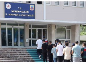 MERSİN’DE ARANAN 14 HÜKÜMLÜ YAKALANIP CEZAEVİNE TESLİM EDİLDİ