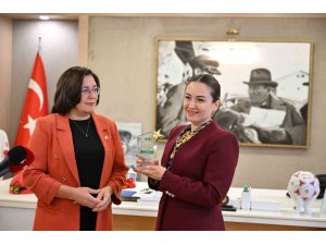 ANTALYA BÜYÜKŞEHİR BELEDİYESİ’NE ÇEVRE ÖDÜLÜ