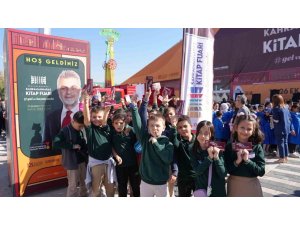 10. ULUSLARARASI KİTAP FUARI, İLK GÜNÜNDE 20 BİN ZİYARETÇİ