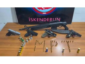 İSKENDERUN’DA ASAYİŞ UYGULAMASI; 5 ADET RUHSATSIZ SİLAH ELE GEÇİRİLDİ