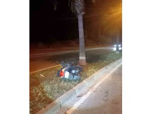 DİREĞE ÇARPAN MOTOSİKLET SÜRÜCÜSÜ HASTANEDE ÖLDÜ