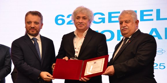 ÖZKAN'A TÜBA ŞEREF ÜYELİĞİ BERATI