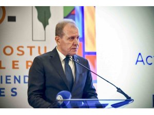 BAŞKAN SEÇER: "KADINLARIN ÖNÜNDEKİ ENGELLER KALKTIĞINDA KENTLERİN DE UFKU GENİŞLER"