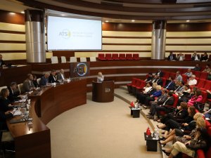ÖZKAN, ATSO MECLİSİ'NDE KONUŞTU