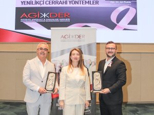 AGİDER MEME KANSERİNE DİKKAT ÇEKTİ