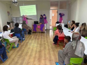 ERDEMLİ’DE MEME KANSERİ FARKINDALIK ETKİNLİKLERİ