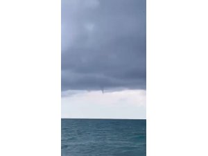 ALANYA’DA DENİZDE HORTUM ÇIKTI